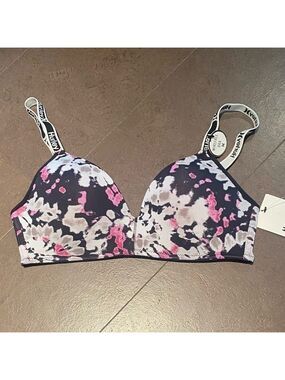 HURLEY bra 34B new with tags